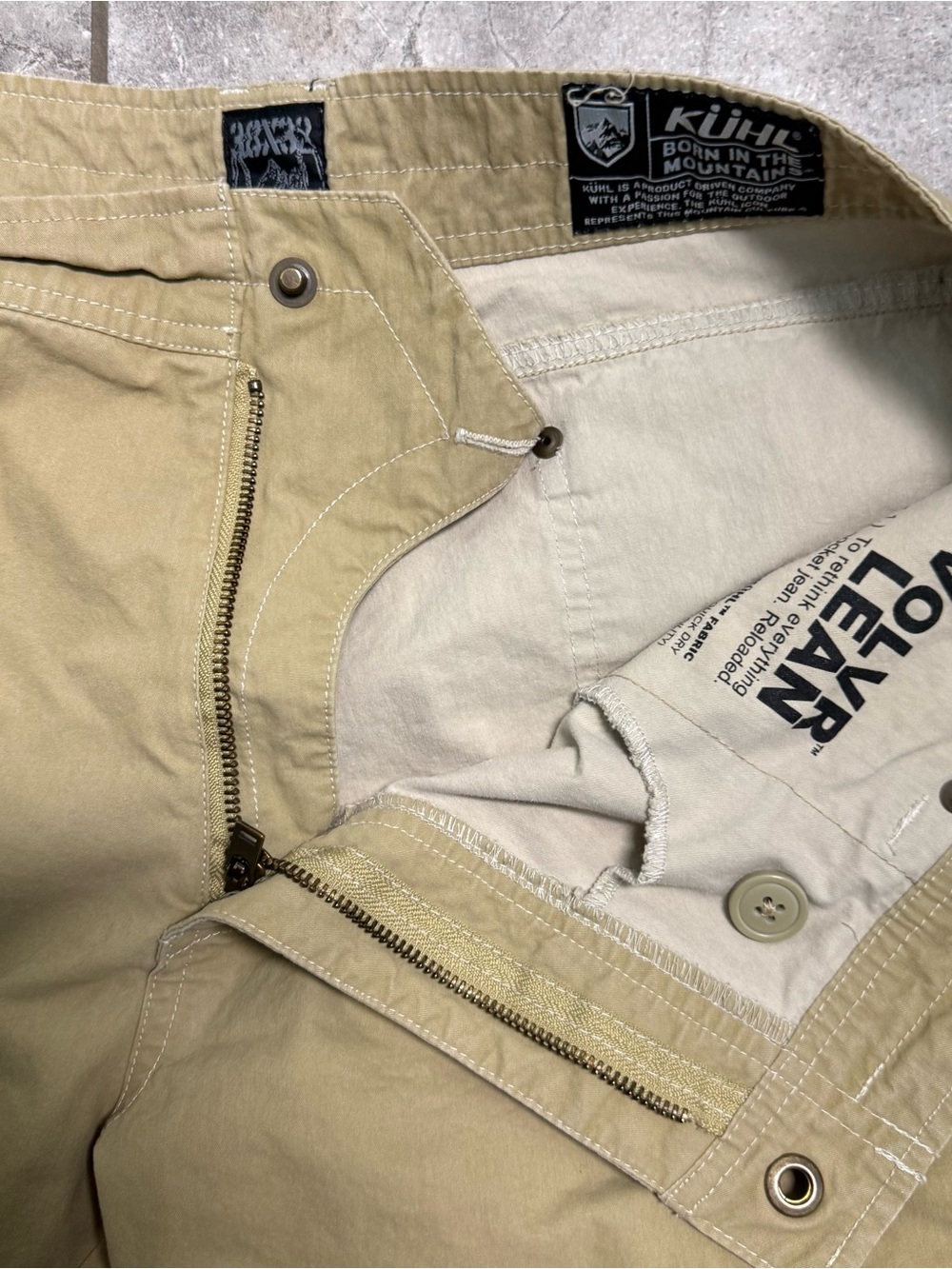 KÜHL Revolver Lean Casual Khaki Pants Pocket Detail 38x32 - Picture 8 of 10